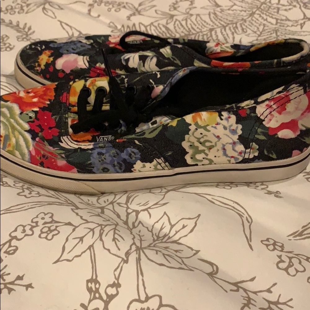 Floral Vans